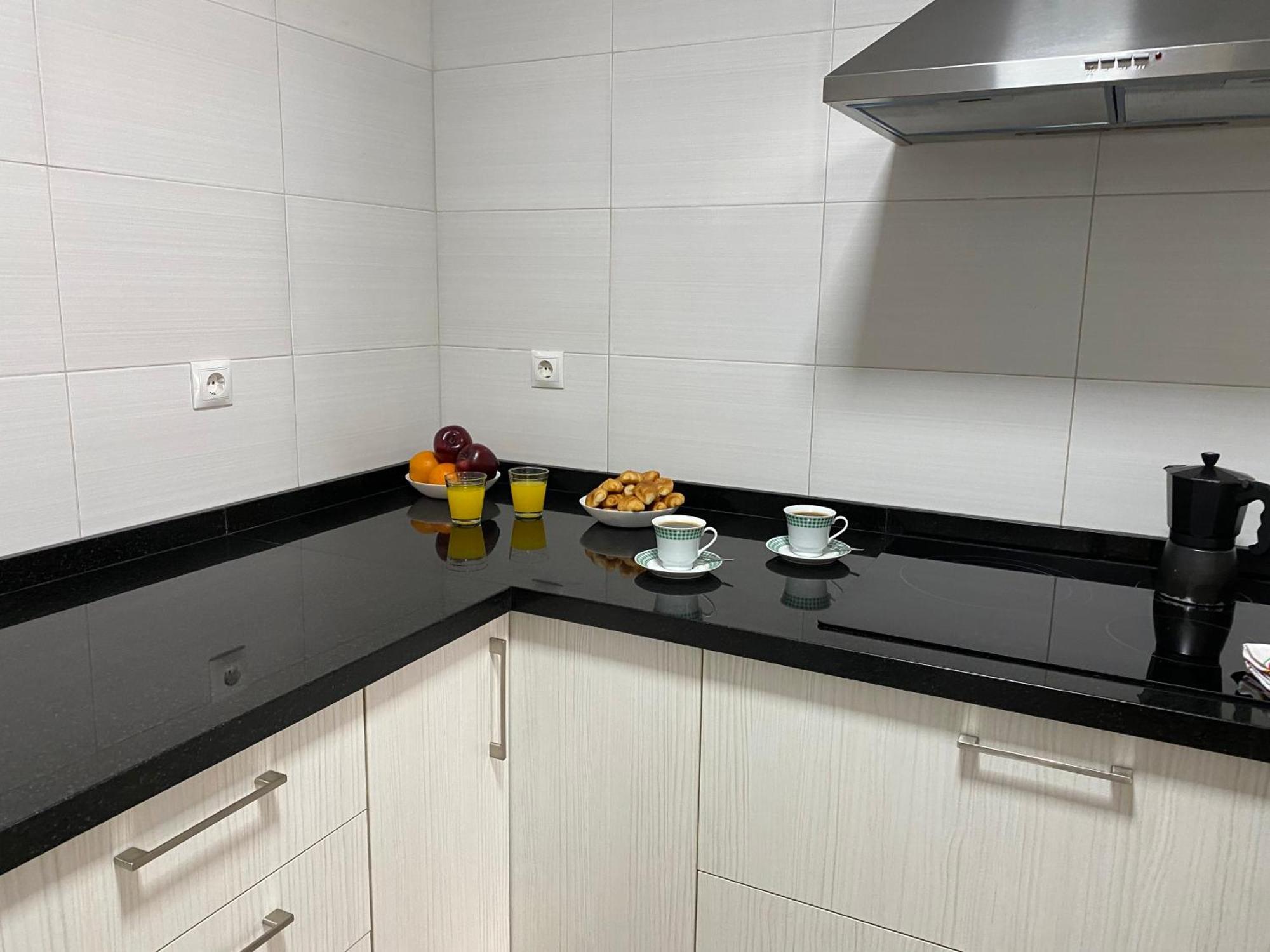 Apartamento Beli Apartment Benalmadena Bagian luar foto